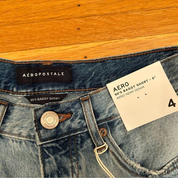 Aeropostale 90’s Baggy Short 6” NWT - Picture 2 of 4